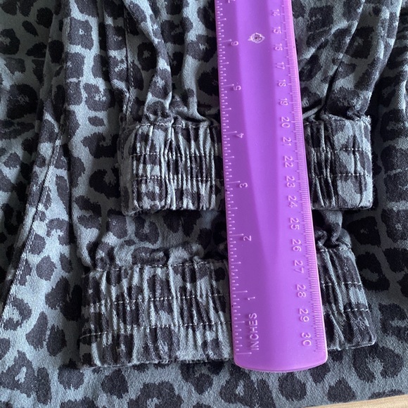 Printed Pants - Picture 10 of 10